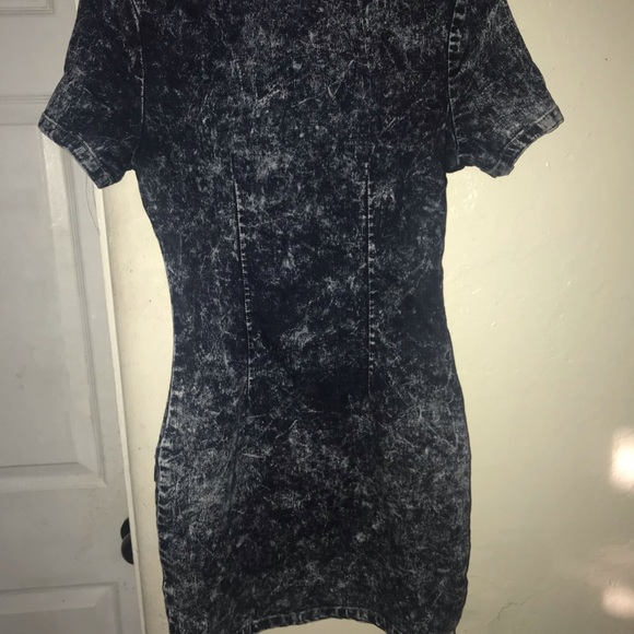 Beautiful jean dress - Picture 1 of 2